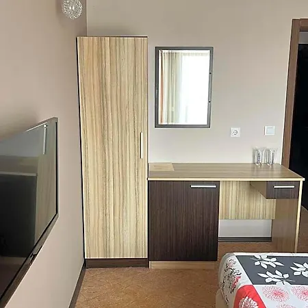 Hotel Lazur